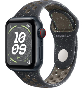 Apple Watch SE // 44мм GPS+Cellular // Корпус из алюминия цвета «тёмная ночь», спортивный ремешок Nike цвета «Полуночное небо» (2024)