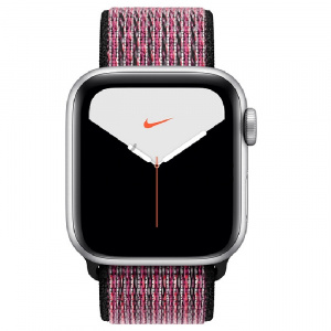 Купить Apple Watch Series 5 // 44мм GPS // Корпус из алюминия серебристого цвета, спортивный браслет Nike цвета «розовый всплеск/пурпурная ягода»