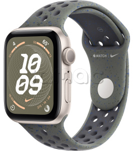 Купить Apple Watch SE // 44мм GPS // Корпус из алюминия цвета «сияющая звезда», спортивный ремешок Nike цвета «Карго хаки» (2024)