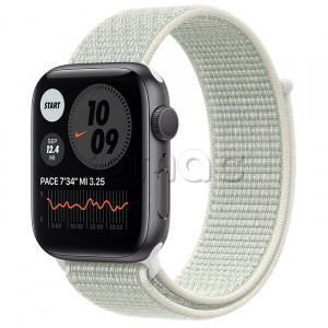 Купить Apple Watch Series 6 // 44мм GPS // Корпус из алюминия цвета «серый космос», спортивный браслет Nike цвета «Еловая дымка»
