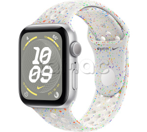 Купить Apple Watch SE // 40мм GPS // Корпус из алюминия серебристого цвета, спортивный ремешок Nike цвета «Чистая платина» (2024)