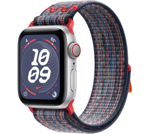 Apple Watch SE // 40мм GPS+Cellular // Корпус из алюминия серебристого цвета, спортивный браслет Nike цвета «Синий/красный» (2024)