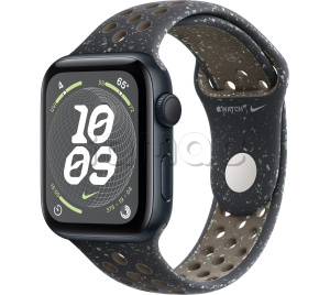 Купить Apple Watch SE // 40мм GPS // Корпус из алюминия цвета «тёмная ночь», спортивный ремешок Nike цвета «Полуночное небо» (2024)
