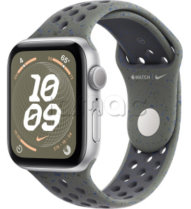 Купить Apple Watch SE // 44мм GPS // Корпус из алюминия серебристого цвета, спортивный ремешок Nike цвета «Карго хаки» (2024)
