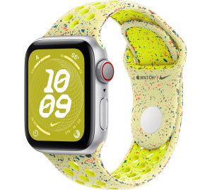 Apple Watch SE // 40мм GPS+Cellular // Корпус из алюминия серебристого цвета, спортивный ремешок Nike цвета «Электрическая вспышка» (2024)