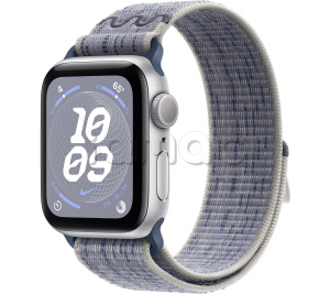 Купить Apple Watch SE // 40мм GPS // Корпус из алюминия серебристого цвета, спортивный браслет Nike цвета «Серый/синий» (2024)