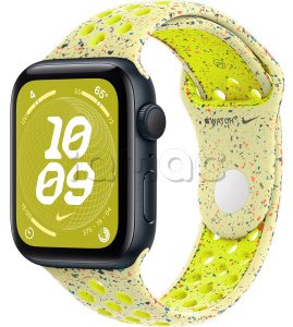 Купить Apple Watch SE // 44мм GPS // Корпус из алюминия цвета «тёмная ночь», спортивный ремешок Nike цвета «Электрическая вспышка» (2024)