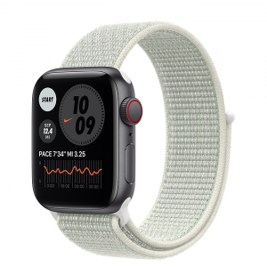 Apple Watch SE // 40мм GPS + Cellular // Корпус из алюминия цвета «серый космос», спортивный браслет Nike цвета «Еловая дымка» (2020)