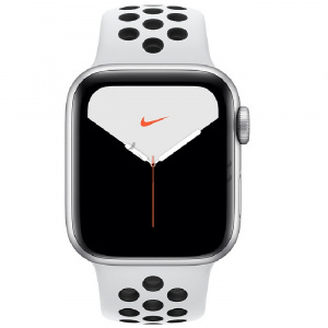 Купить Apple Watch Series 5 // 44мм GPS // Корпус из алюминия серебристого цвета, спортивный ремешок Nike цвета «чистая платина/чёрный»