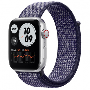 Apple Watch SE // 44мм GPS + Cellular // Корпус из алюминия серебристого цвета, спортивный браслет Nike светло-лилового цвета (2020)
