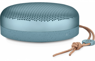 Портативная акустическая система Bang & Olufsen BeoPlay A1 / Небесный (Sky)