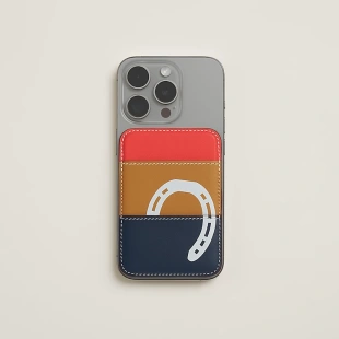 Чехол-бумажник Hermès "Horseshoe" с MagSafe для iPhone, цвет Orange Field/ Кораллово-розово-оранжевый