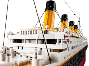 Конструктор Lego Icons Корабль Титаник Titanic (10294)