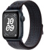 Apple Watch SE // 44мм GPS // Корпус из алюминия цвета «тёмная ночь», спортивный браслет Nike цвета «Черный/синий» (2024)