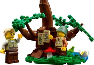 Конструктор Lego Icons Городская площадь Medieval Town Square (10332)