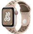 Apple Watch SE // 44мм GPS+Cellular // Корпус из алюминия цвета «сияющая звезда», спортивный ремешок Nike цвета «Пустынный камень» (2024)