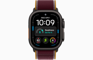 Apple Watch Ultra 4 (2026) // 49мм GPS+Cellular // Корпус из черного титана, ремешок Trail Loop бордового цвета