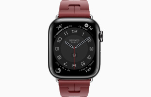 Apple Watch Series 9 Hermès // 41мм GPS+Cellular // Корпус из нержавеющей стали цвета "черный космос", ремешок Kilim Single Tour цвета Rouge H с раскладывающейся застёжкой (Deployment Buckle)