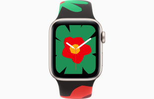 Apple Watch SE // 40мм GPS (Custom) // Корпус из алюминия цвета «сияющая звезда», спортивный ремешок цвета Black Unity-Unity Bloom (2024)