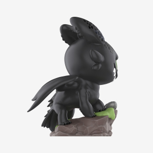 Секретный бокс с фигуркой POP MART LABUBU THE MONSTERS, How to Train Your Dragon, Blind Box (фигурка попадается случайно) (1 коробка)